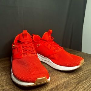 Pumas Men’s Casual Walking Shoes